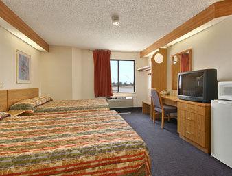 Days Inn By Wyndham Liberal Ks Екстер'єр фото